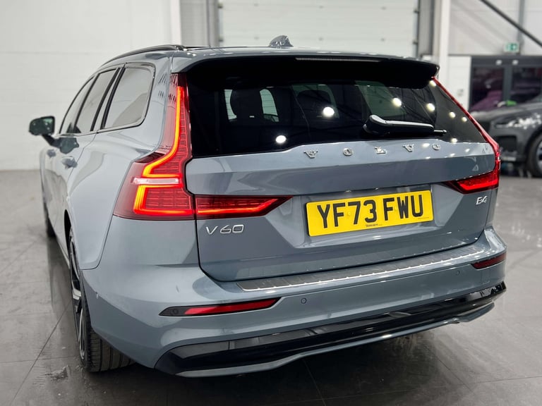 2023 Volvo V60 2.0 V60 Ultimate B4 MHEV Auto 5dr Estate Hybrid Automatic