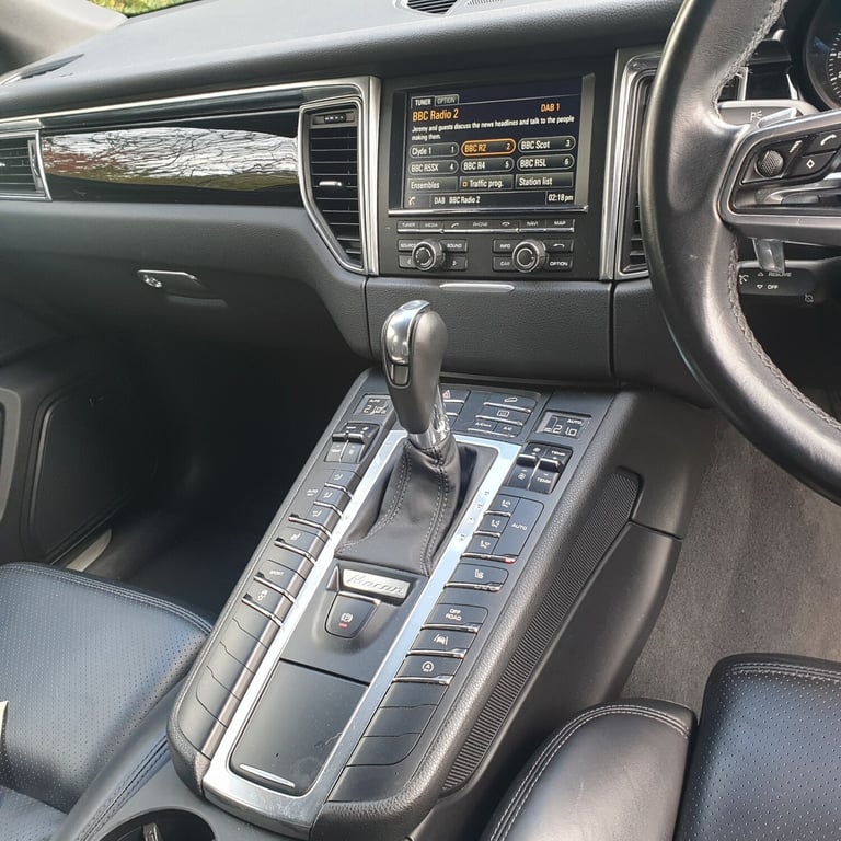 PORSCHE MACAN S (2015) 3.0 TD V6 S SUV 5dr Diesel PDK 4WD Euro 6 260P/S STUNNING