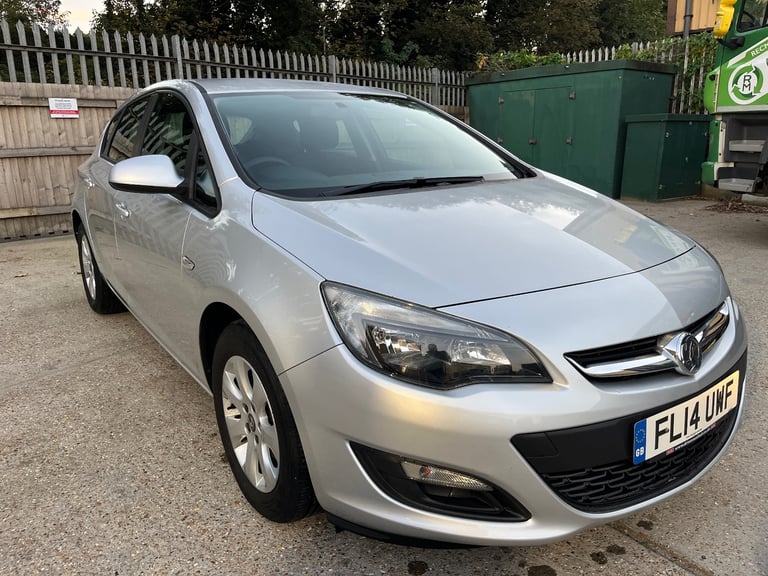 Vauxhall Astra 1.6 CDTI ecoFlex Diesel Silver Manual (Open to offers!)