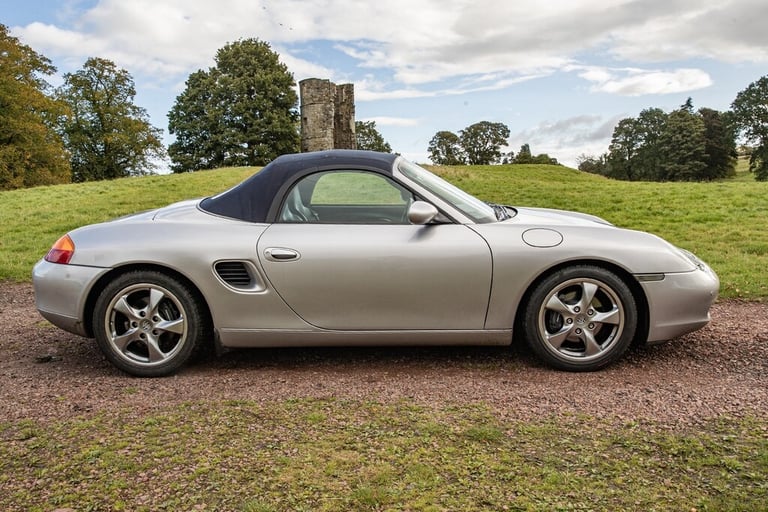 2002 Porsche Boxster 2.7 2dr CONVERTIBLE Petrol Manual