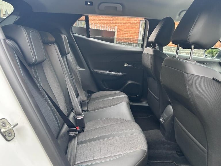 2022 Peugeot 2008 1.2 Puretech Allure Premium Suv 5dr Petrol Eat Euro 6 (s/s) (130 Ps) HATCHBACK ...