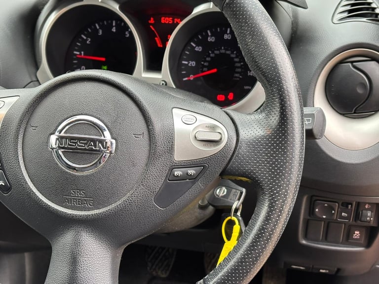 2014 Nissan Juke 1.6 N-Tec 5dr HATCHBACK Petrol Manual