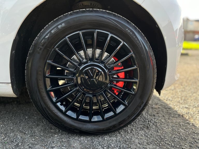 2015 Volkswagen up! 1.0 High up! Euro 5 5dr HATCHBACK Petrol Manual