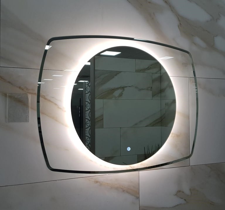 Bathroom Illuminated LED Mirror (Ex-Display) rrp £390