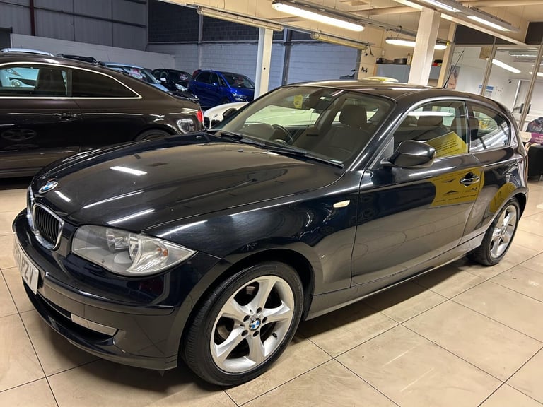 2011 BMW 1 Series 118d Sport 3dr HATCHBACK DIESEL Manual