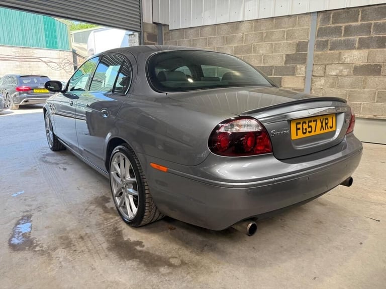 2007 Jaguar S-Type 4.2 V8 R 4dr Auto SALOON PETROL Automatic