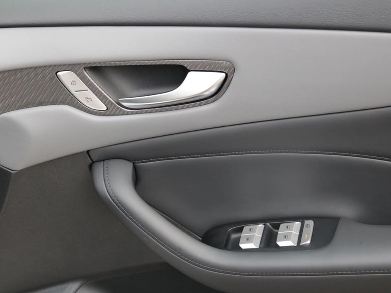 2025 MG MGS5 64kWh Trophy Long Range SUV 5dr Electric Auto (231 ps) HATCHBACK Electric Automatic