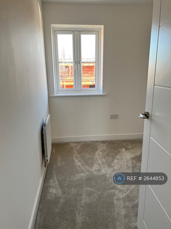 3 bedroom house in Sephton Drive, Longford, Coventry, CV6 (3 bed) (#2644853)
