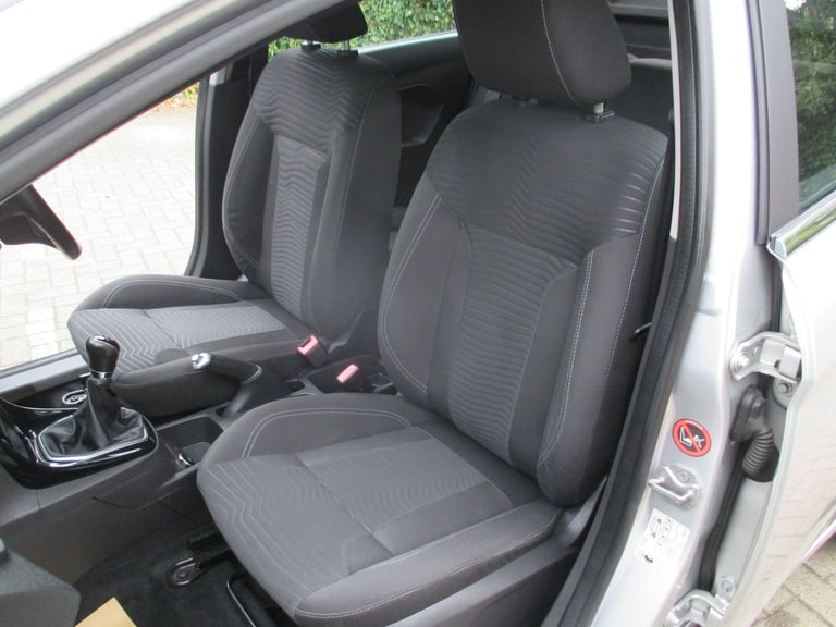 2014 Ford Fiesta 1.25 Zetec Euro 5 5dr HATCHBACK Petrol Manual