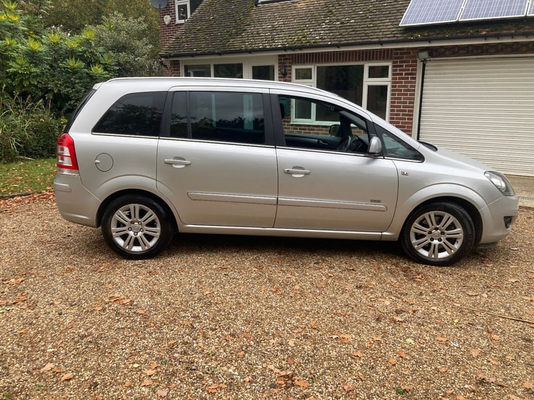 2012 VAUXHALL ZAFIRA 1. 7 CDTI DIESEL 7 SEATER, MPV. LONG MOT. CHEAP TAX.