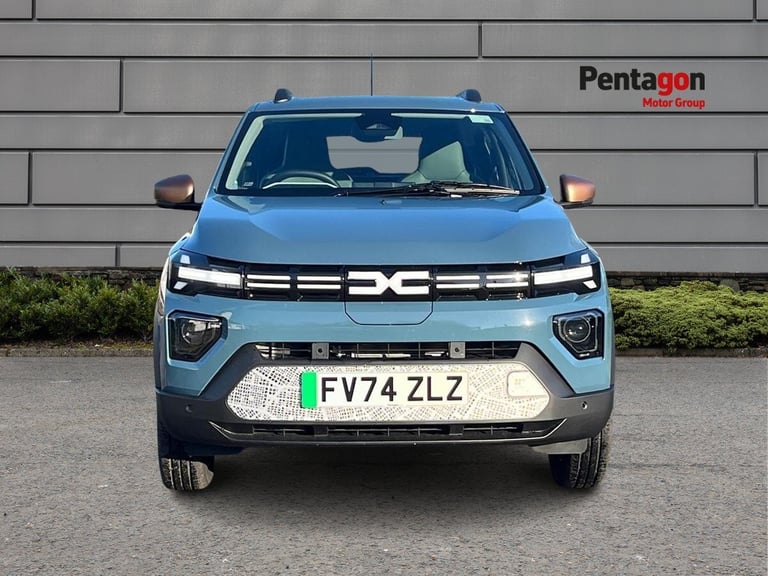  Dacia Spring 65 26.8kwh Extreme Hatchback 5dr Electric Auto 65 ps Electric