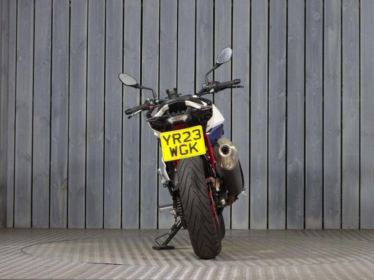 2023 23 BMW G 310 R