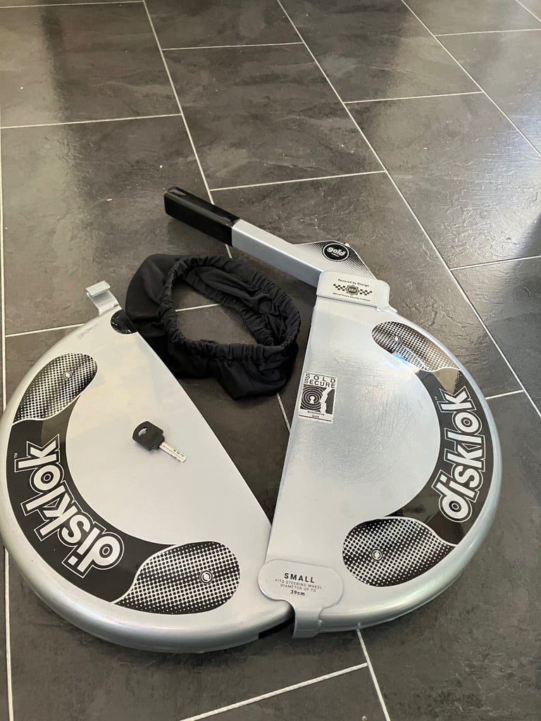Disklok  Steering Wheel Lock - Small - with steering wheel protector cover