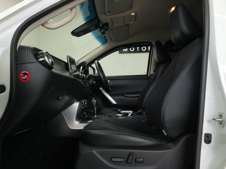  Mercedes-Benz X-Class 2.3 CDI Power Auto 4MATIC Euro 6 4dr Diesel Automatic