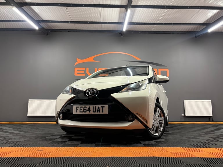 2014 Toyota AYGO 1.0 VVT-i X-Pression 5dr x-shift HATCHBACK Petrol Manual