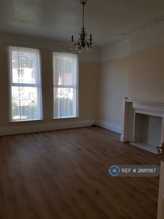 1 bedroom flat in Portland Road, Birmingham, B16 (1 bed) (#2681567)