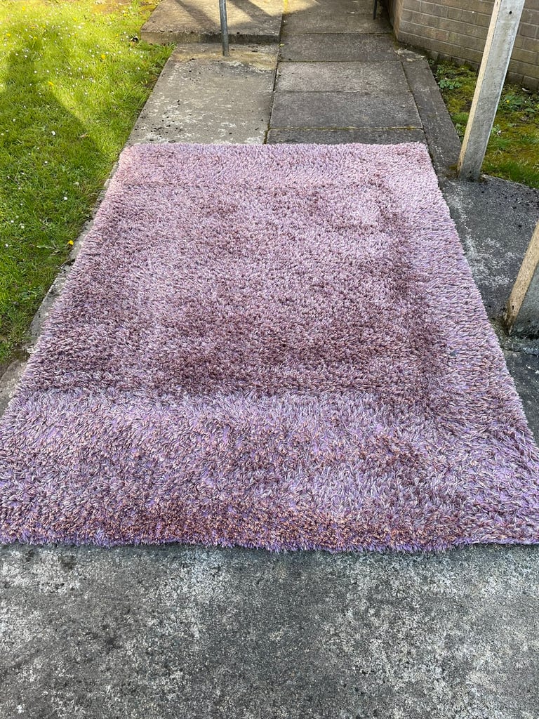 Mauve rug 100cm length x 65cm wide 