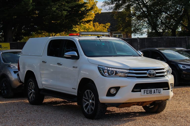 2018 Toyota Hilux 2.4 D-4D Invincible 4WD Euro 6 (s/s) 4dr (TSS, 3.5t) PICK UP Diesel Manual