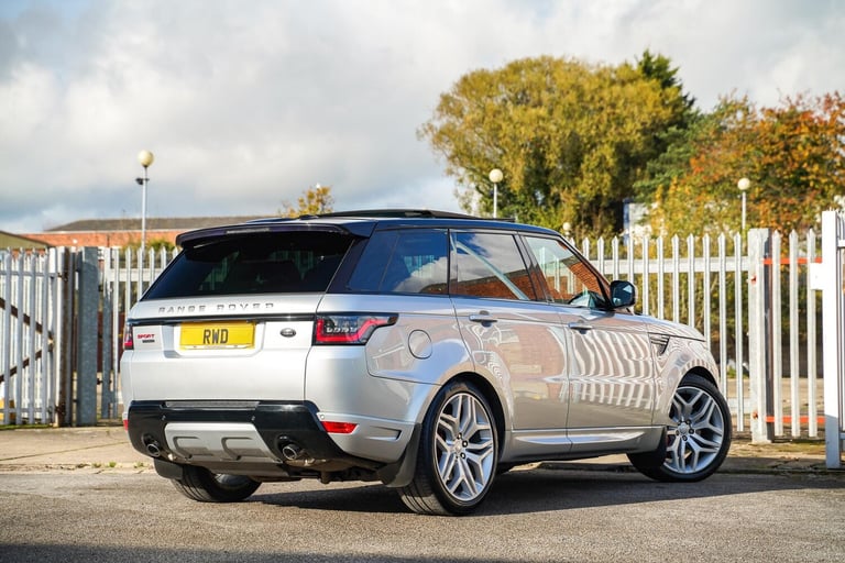 2014 Land Rover Range Rover Sport 3.0 SD V6 Autobiography Dynamic SUV 5dr Diesel Auto 4WD Euro 5 ...