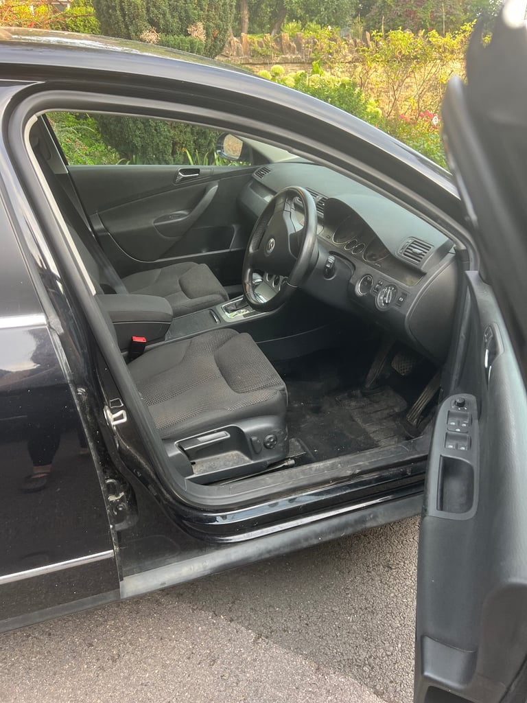 Volkswagen, PASSAT, 45,170 mileage, Saloon, 2006, Semi-Auto, 