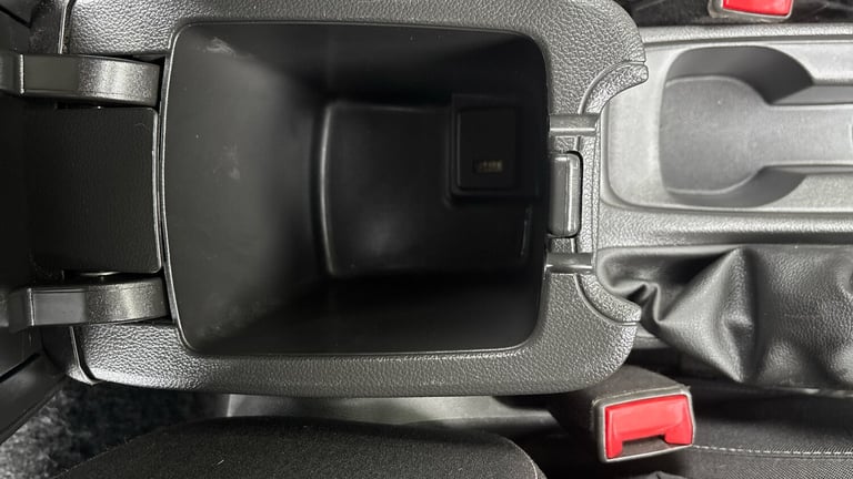 2017 Vauxhall Astra 1.4T 16V 150 SRi 5dr HATCHBACK PETROL Manual