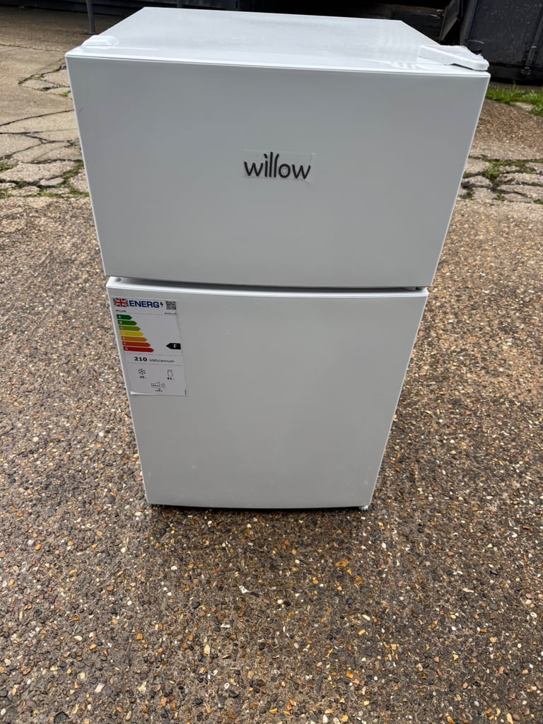 Willow Undercounter Fridge Freezer 850cm