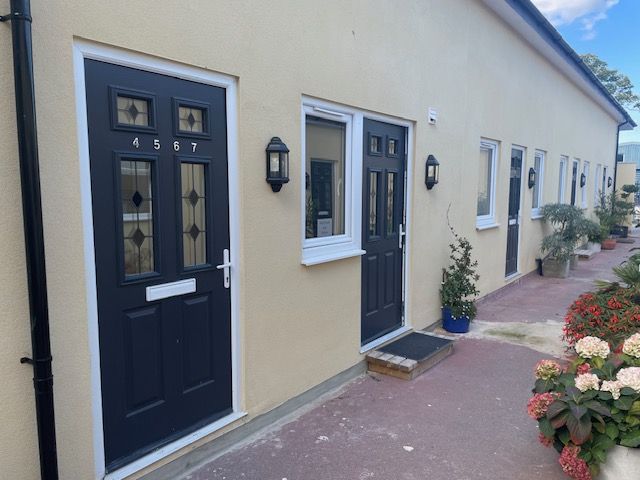 Offices studios to rent in  Farnborough
