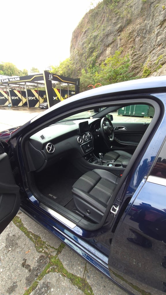 Mercedes-Benz, A CLASS, Hatchback, 2018, Manual, 1595 (cc), 5 doors