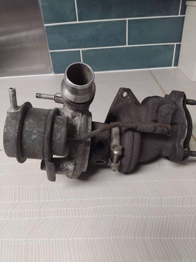 Renault wind 2010 1.2 tce turbo charger 
