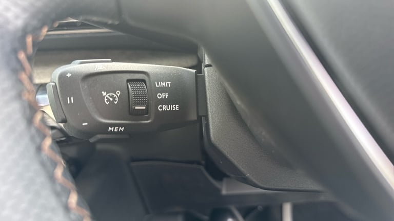 2022 Peugeot 3008 1.6 Hybrid4 300 GT 5dr e-EAT8 Estate Estate Hybrid Automatic