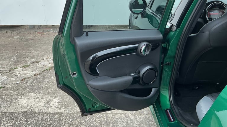 2024 MINI Hatch 1.5 Cooper Sport 5dr Auto Hatchback Petrol Automatic