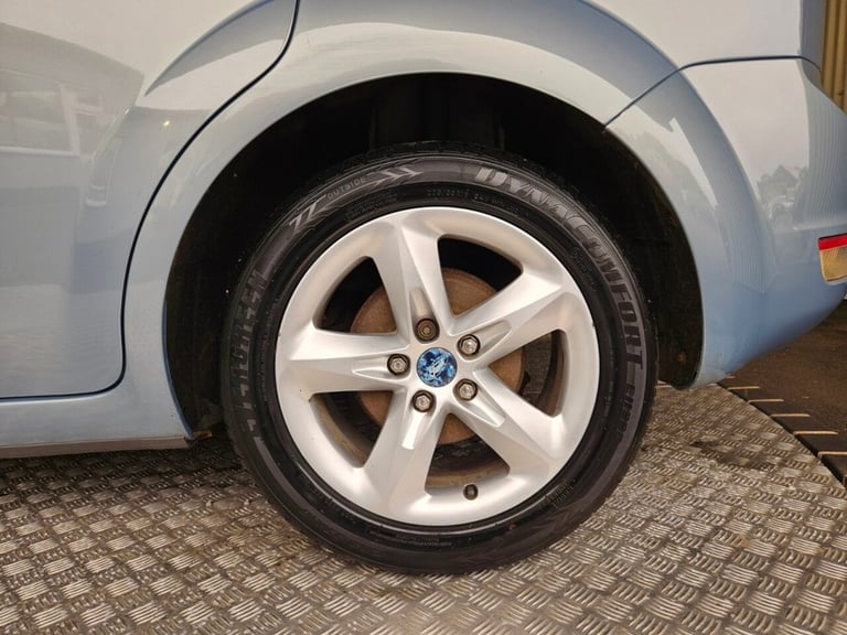 2009 Ford Focus 1.6 Zetec Hatchback 5dr Petrol Manual (161 g/km, 99 bhp) Hatchback Petrol Manual