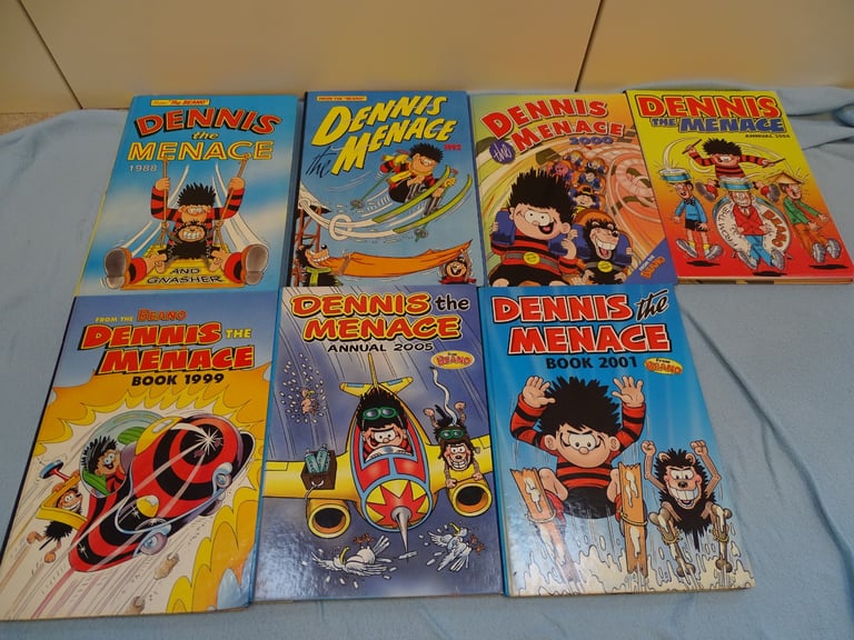 Job lot bundle 7x Dennis the Menace comic annuals 1988 to 2005