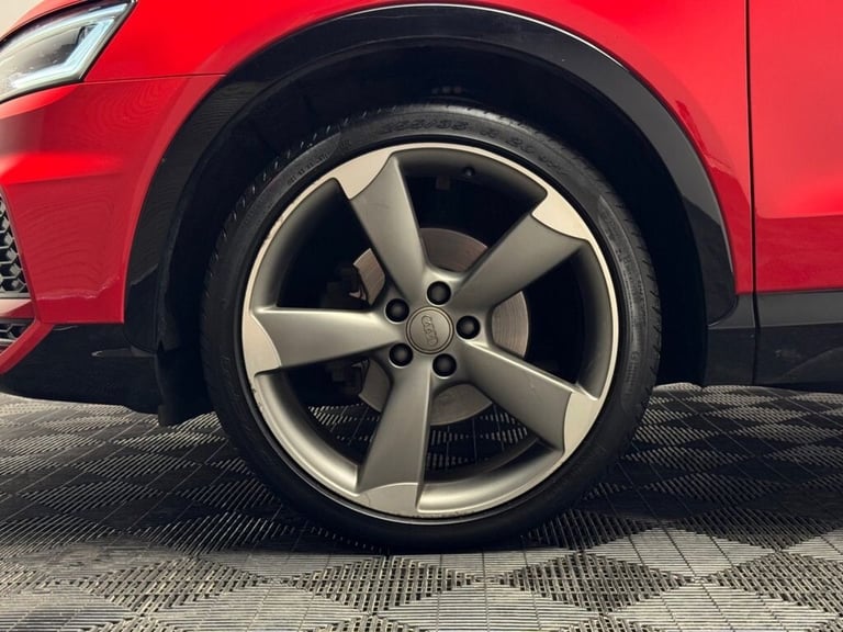 2018 Audi Q3 2.0 TFSI Black Edition SUV 5dr Petrol S Tronic quattro Euro 6 (s/s) (180 ps ESTATE P...