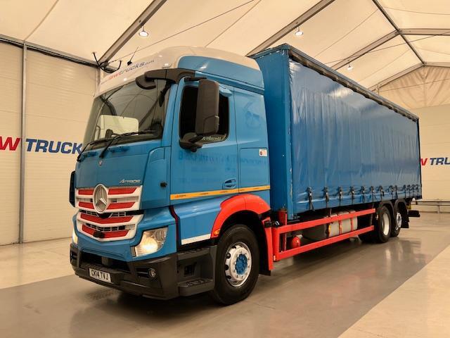 Mercedes Actros 2530 Rear Lift Sleeper Cab Curtainsider