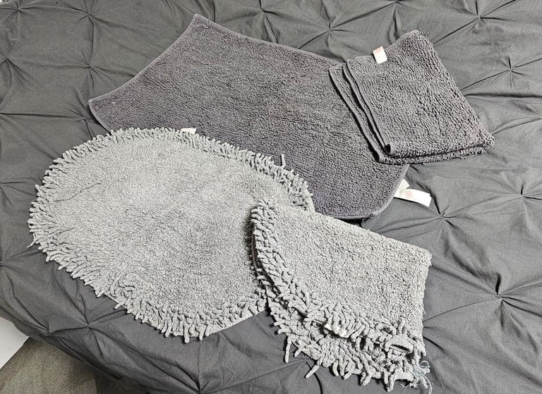 Bathroom Mats ×4