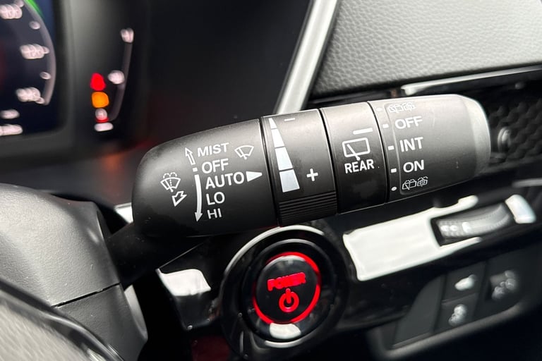 2025 Honda CR-V 2.0 eHEV Elegance 5dr eCVT ESTATE PETROL/ELECTRIC Automatic