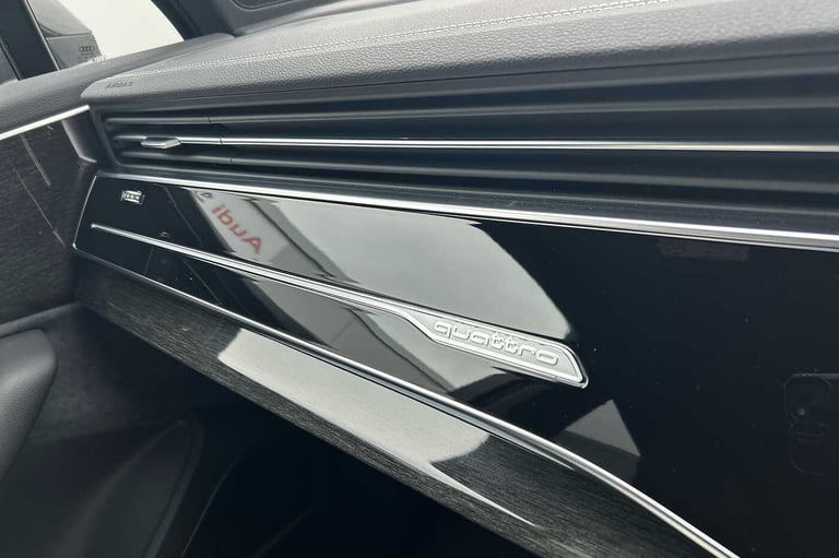 2025 Audi Q7 55 TFSI Quattro Black Edition 5dr Tiptronic SUV Petrol Automatic