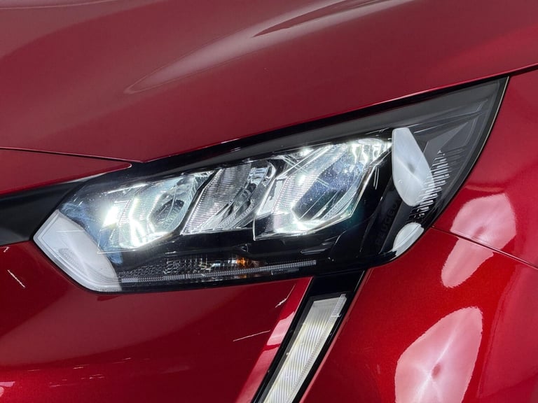  Peugeot 208 1.2 PureTech Allure Premium + Euro 6 (s/s) 5dr Petrol Manual