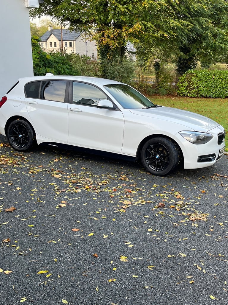 BMW, 1 SERIES, Hatchback, 2012, Manual, 1995 (cc), 5 doors