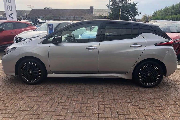 2022 Nissan Leaf 110kW N-Connecta 39kWh 5dr Auto HATCHBACK Electric Automatic