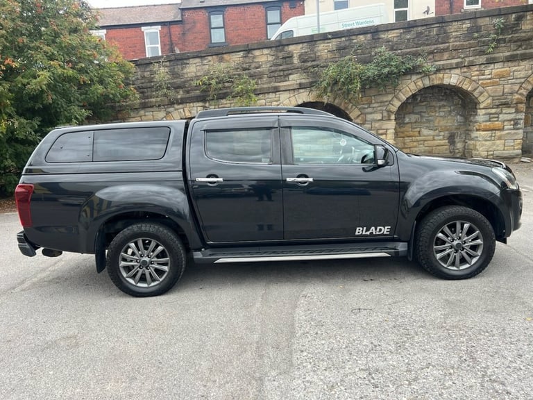 2021 Isuzu D-Max 1.9 TD Blade Pickup Double Cab 4dr Diesel Auto 4WD Euro 6 (164 ps) PICK UP Diese...