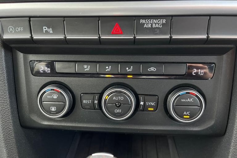 2017 Volkswagen Amarok D/Cab Pick Up Highline 3.0 V6 TDI 224 BMT 4M Auto - FULL LEATHER, REVERSIN...