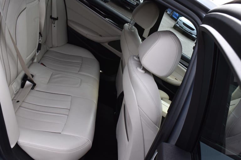 2017 BMW 5 Series 2.0 520d M Sport Auto Euro 6 (s/s) 4dr Diesel