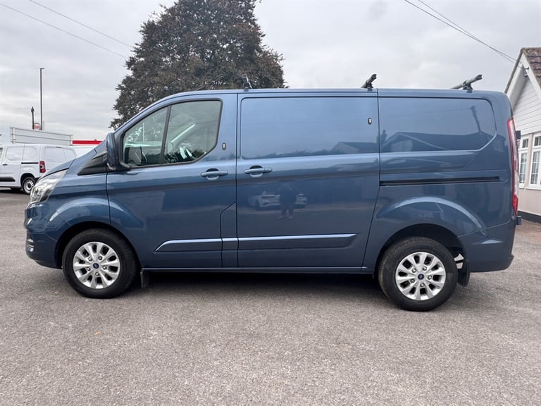 2022 Ford Transit Custom 2.0 EcoBlue 130ps Low Roof Limited Van PANEL VAN DIESEL Manual