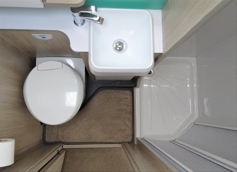 AutoTrail Tribute F70 - 2020 - 4 Berth - Rear Fixed Bed - Motorhome for sale