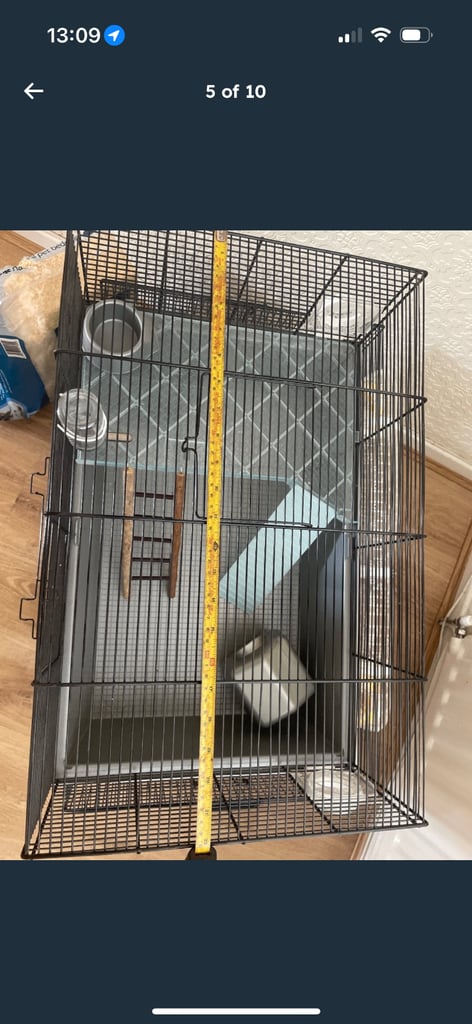 2 hamster cages with carrier 