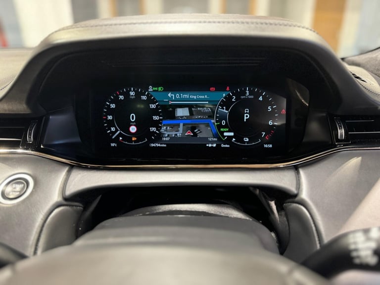 2021 Land Rover Range Rover Evoque 1.5 P300e 12.2kWh Autobiography Auto 4WD Euro 6 (s/s) 5dr ESTA...