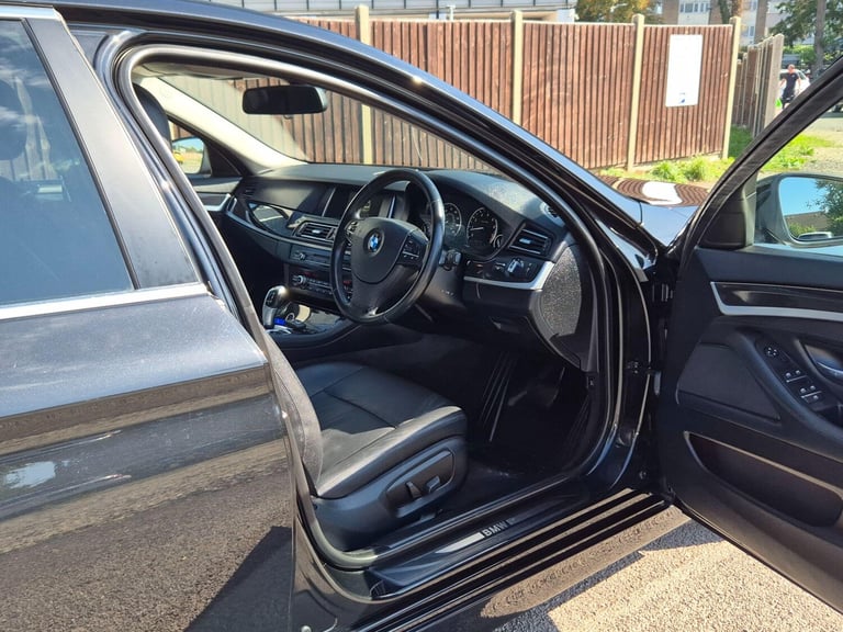 2015 BMW 5 Series 2.0 520i SE Auto Euro 6 (s/s) 4dr SALOON Petrol Automatic