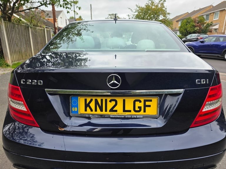 2012 Mercedes-Benz C-Class C220 CDI BlueEFFICIENCY Sport 4dr Auto SALOON Diesel Automatic